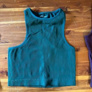 Size small Garage fitted crop tank top. Emerald Green